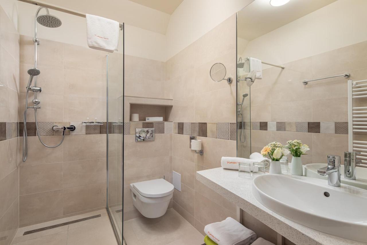 Superior Quadruple Room,1589405216:JPEG