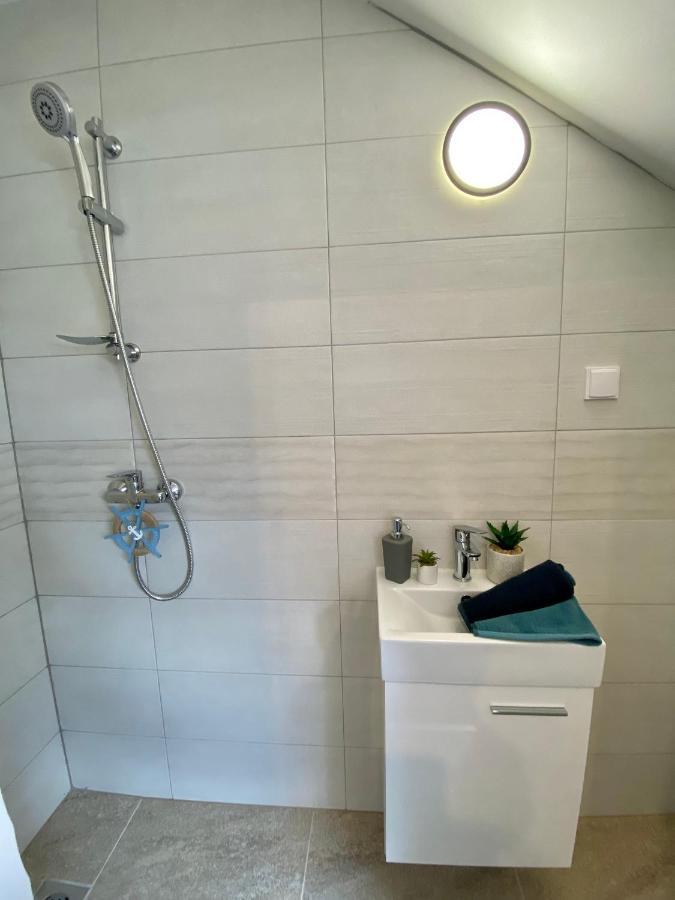 Small Double Room,1102113444:JPEG