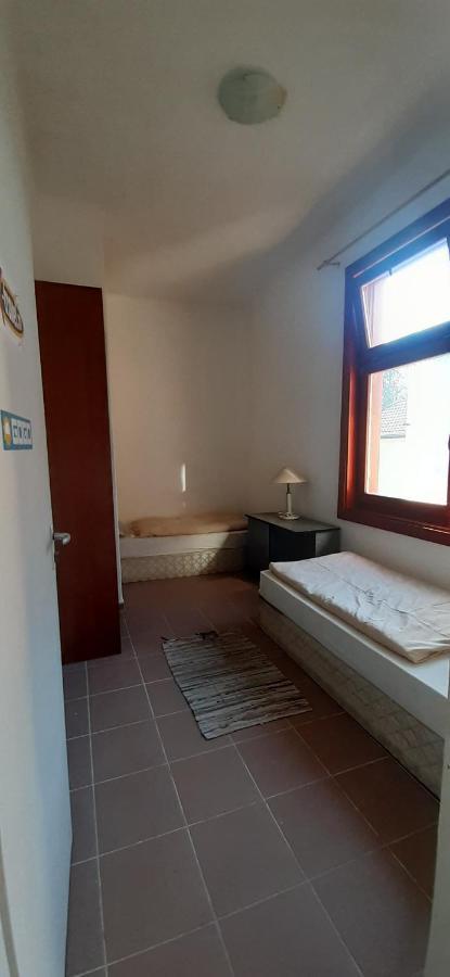 Family Room,1116372084:JPEG