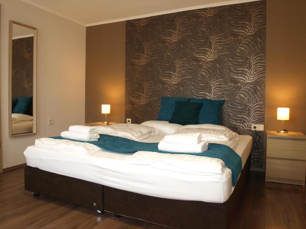 Triple Room,1119278760:JPEG