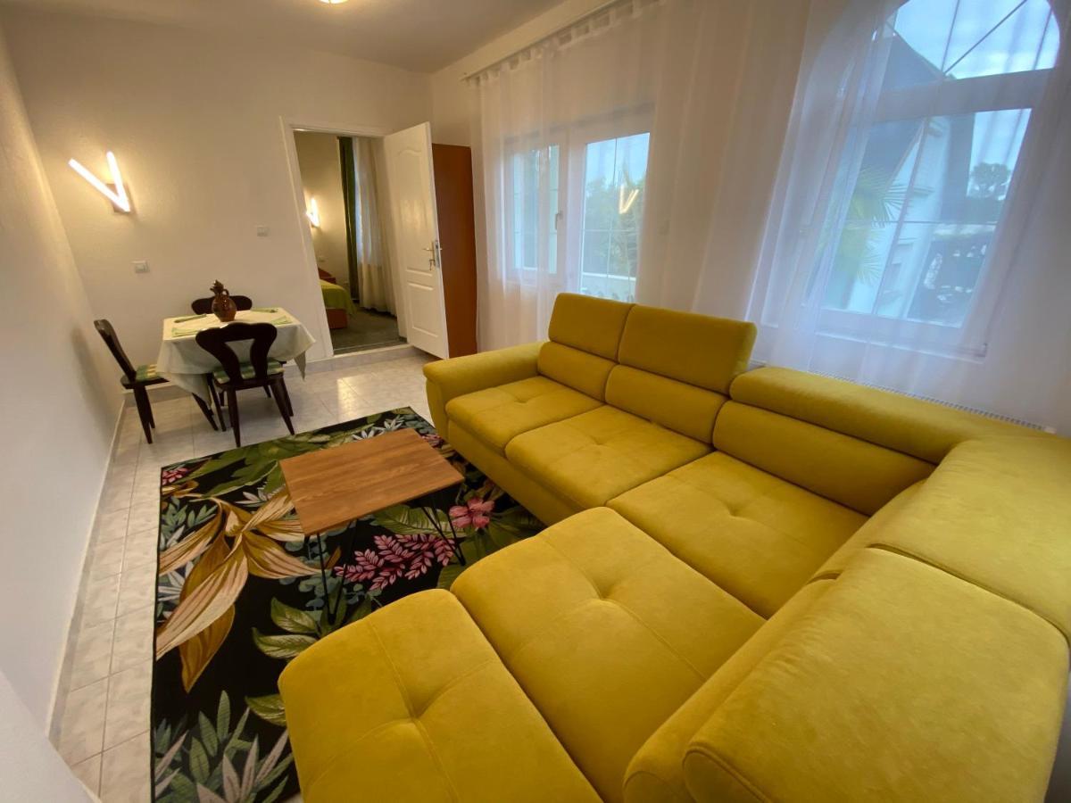 Familiensuite mit Balkon