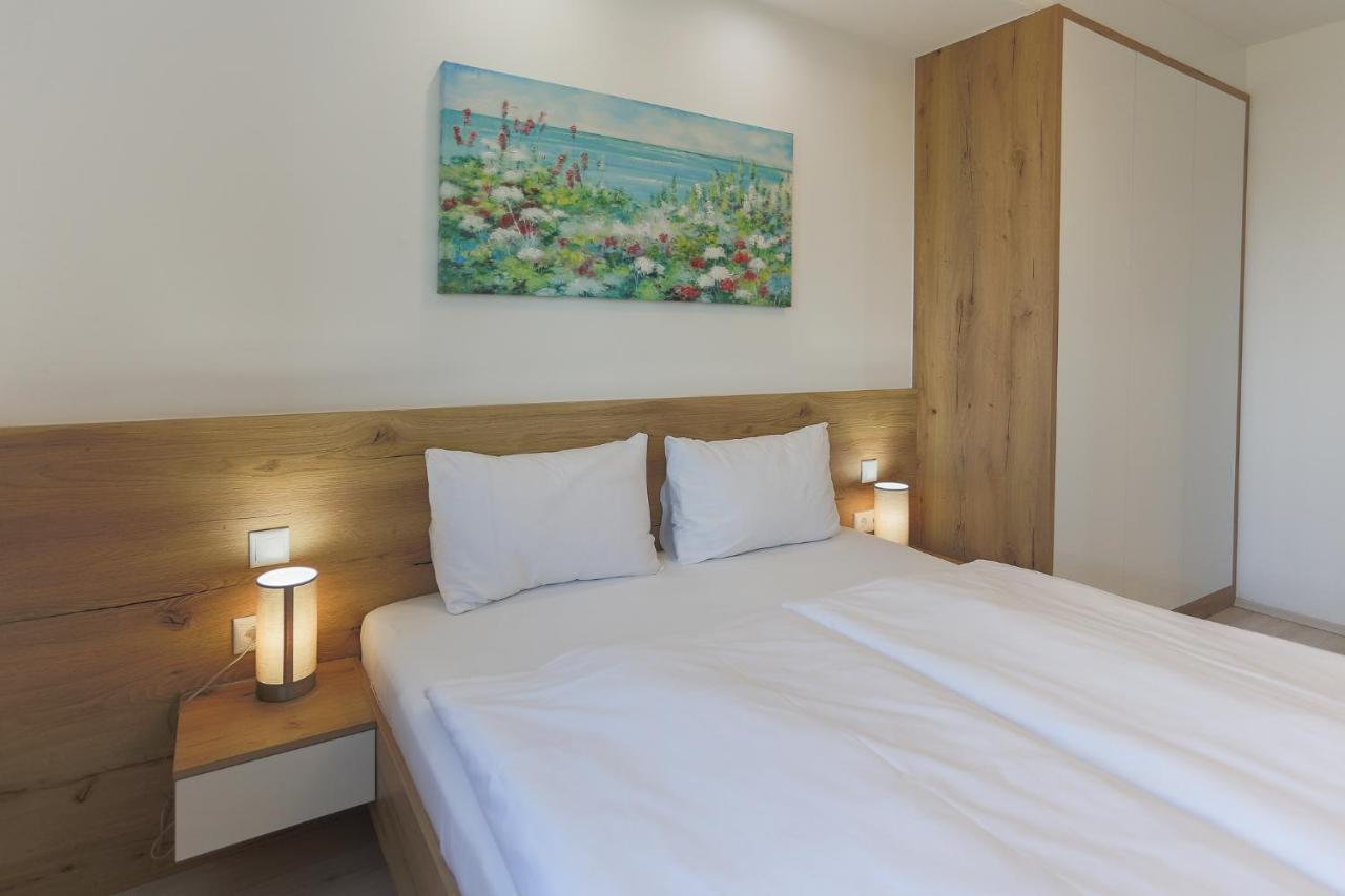 Two-Bedroom Apartment,1211435692:JPEG