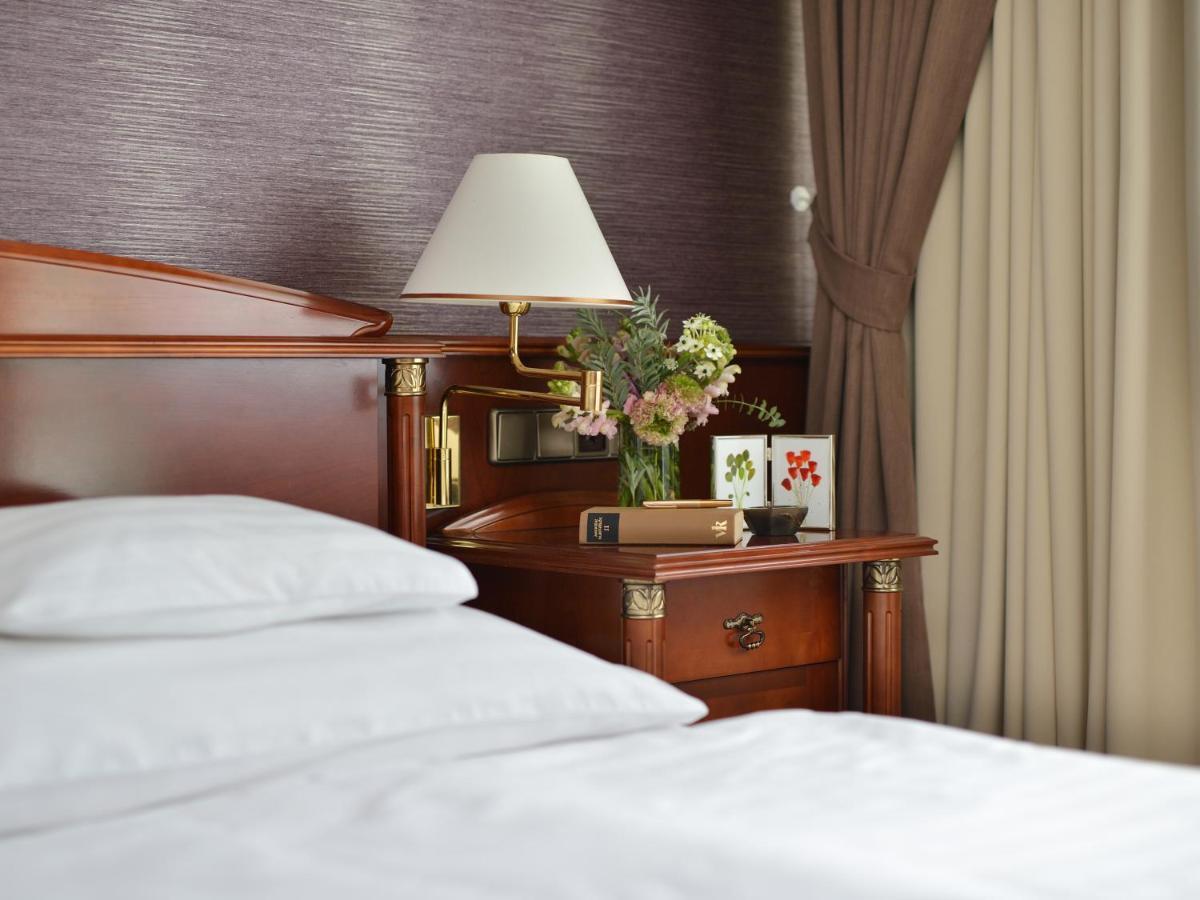 Superior Junior Suite,1417325823:JPEG