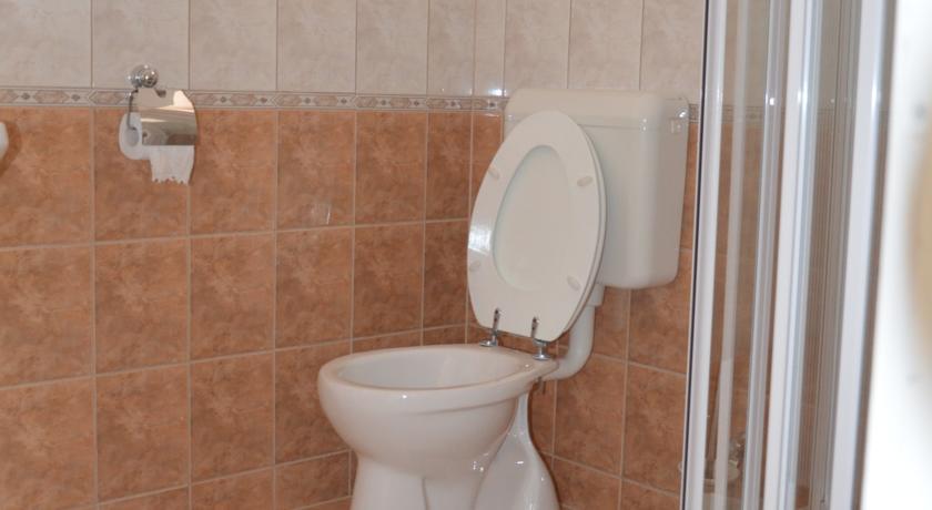 Doppelzimmer mit Patio