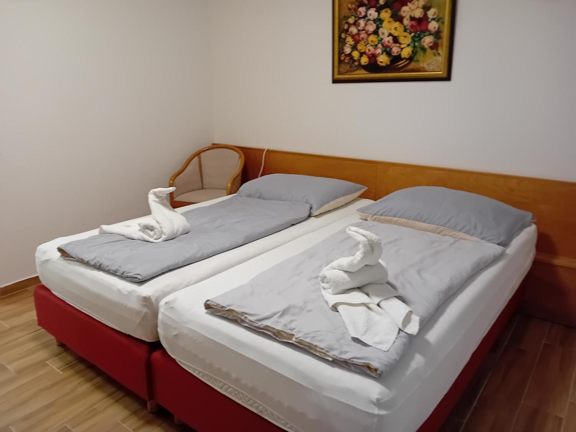 Two-Bedroom Apartment Garden View,1641147679:JPEG