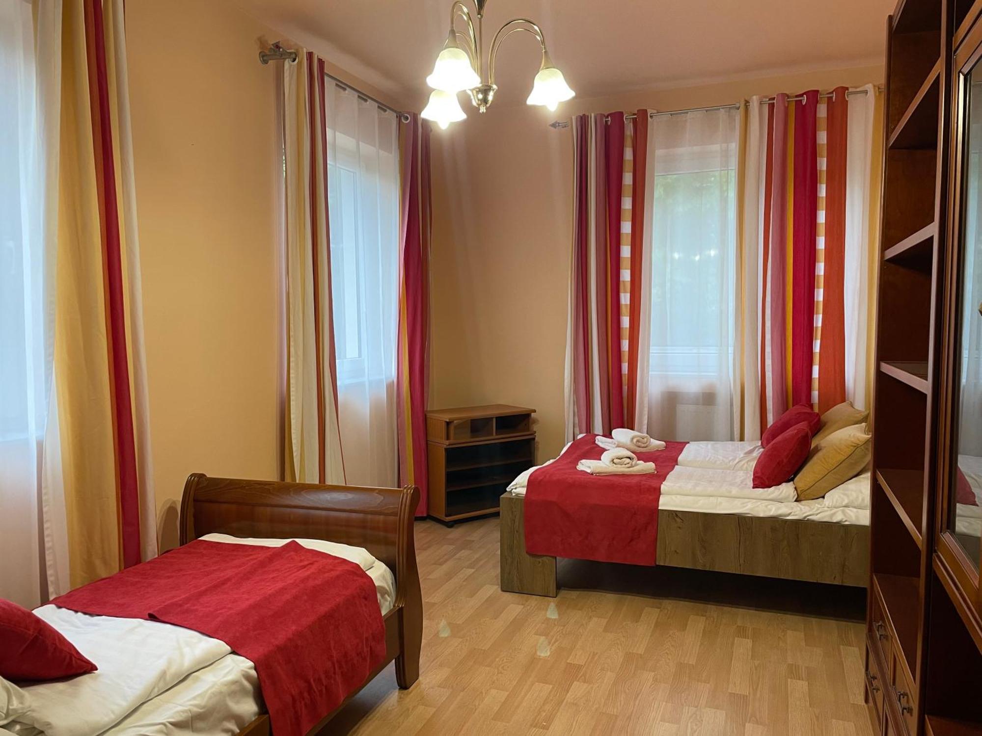 Appartement met 2 Slaapkamers en Uitzicht op de Tuin