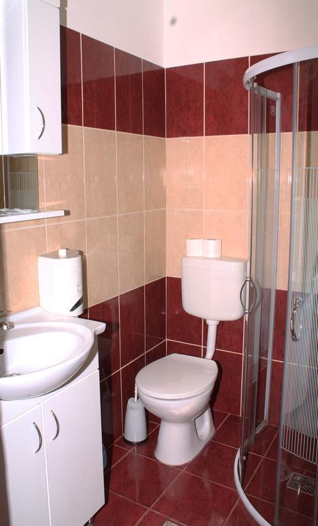 Quadruple Room,1077044863:JPEG