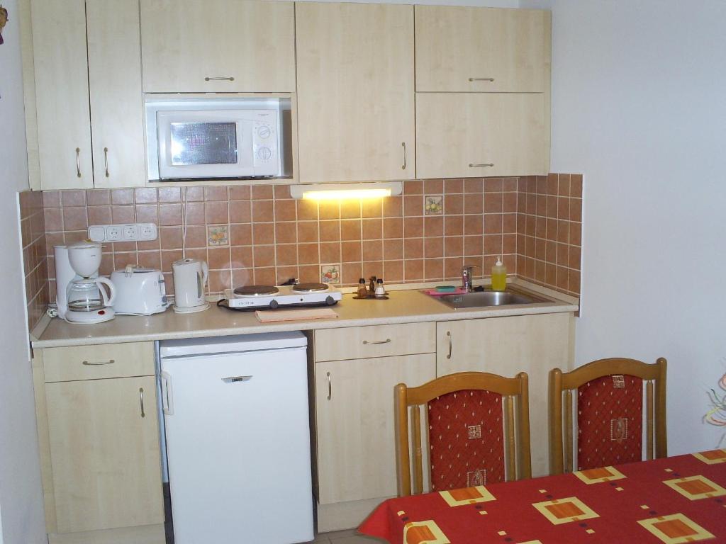 Apartment,26970539:JPEG