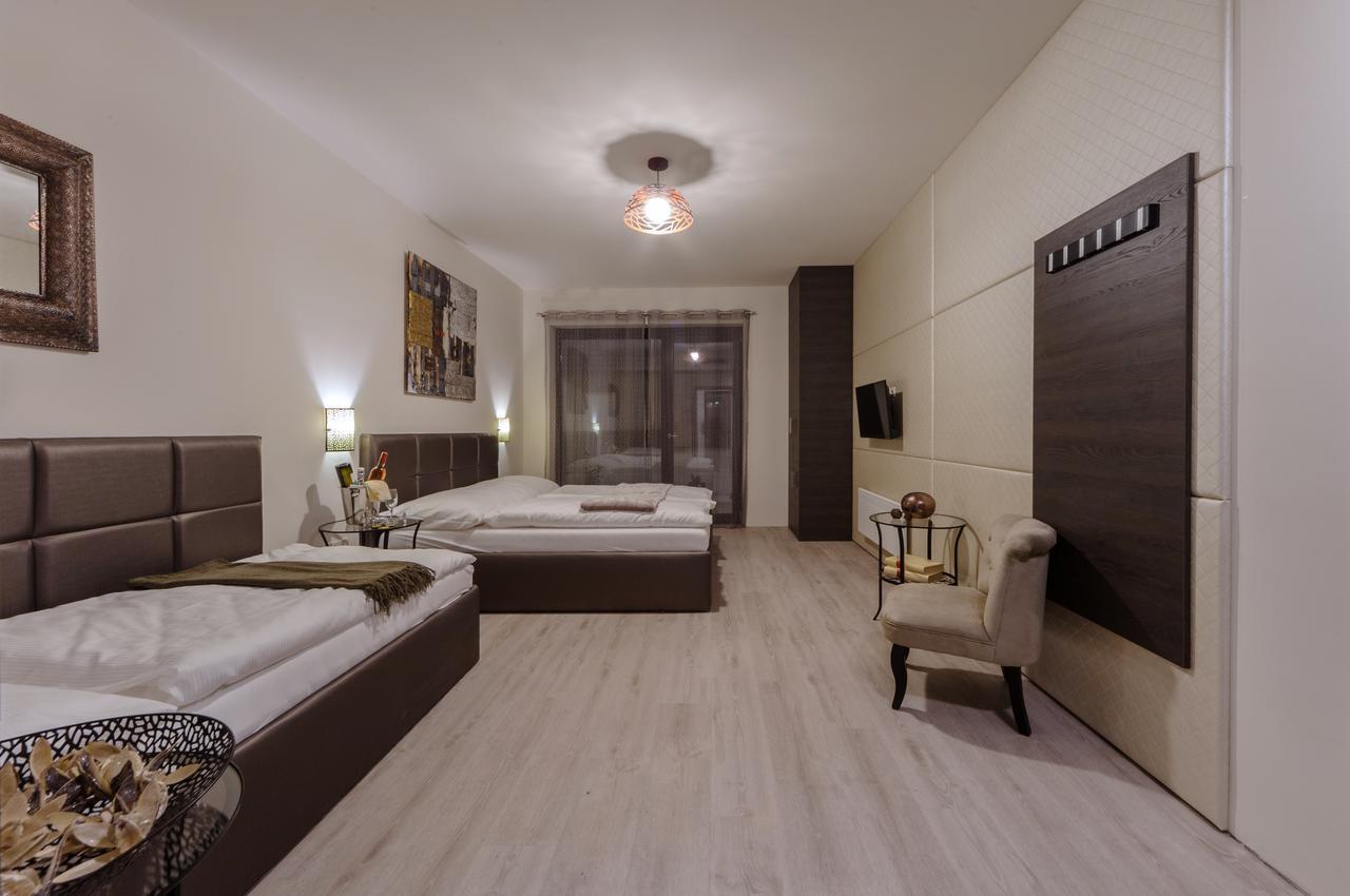 Deluxe Triple Room,644149911:JPEG