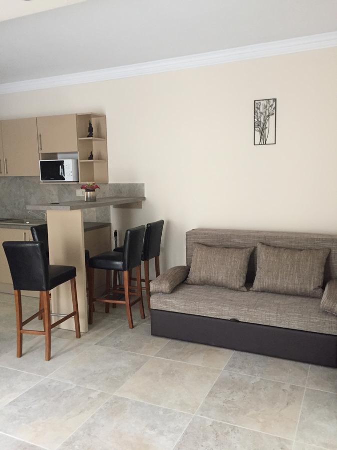 Studio Apartment Terrace,653216361:JPEG