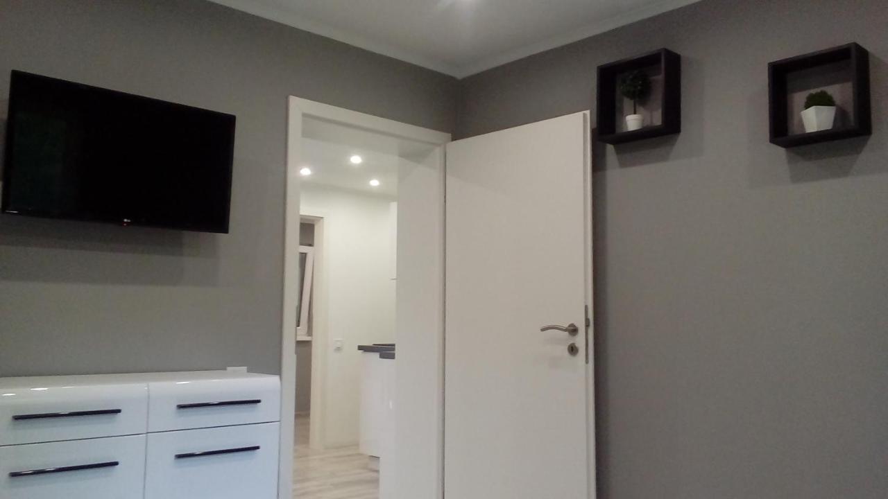 Standard Apartment,721999714:JPEG
