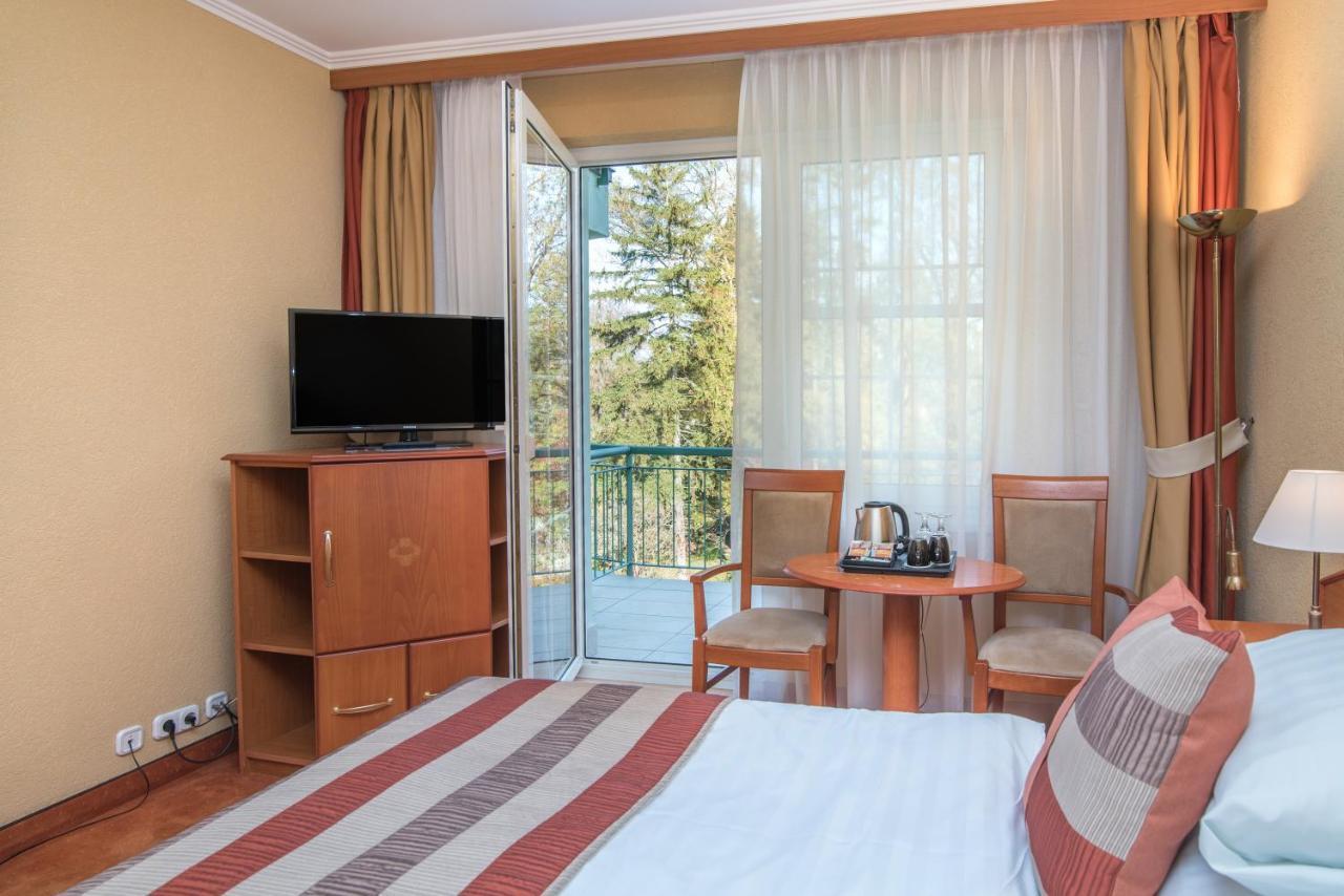 Standard Doppelzimmer mit Seeblick