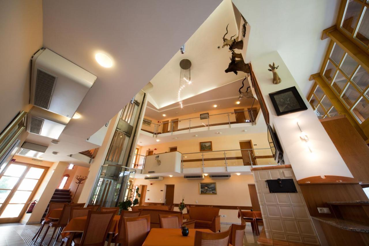 Standard Twin Room with Balcony in House Hertelendy,974229292:JPEG