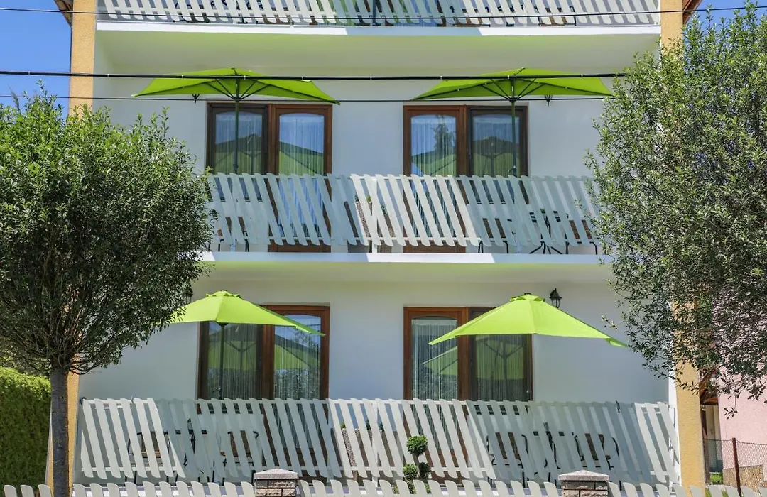 Villa Grande Heviz-1