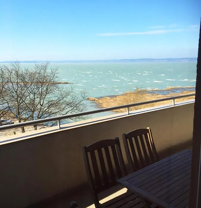 Club 218 Wellness Luxus Apartman-1