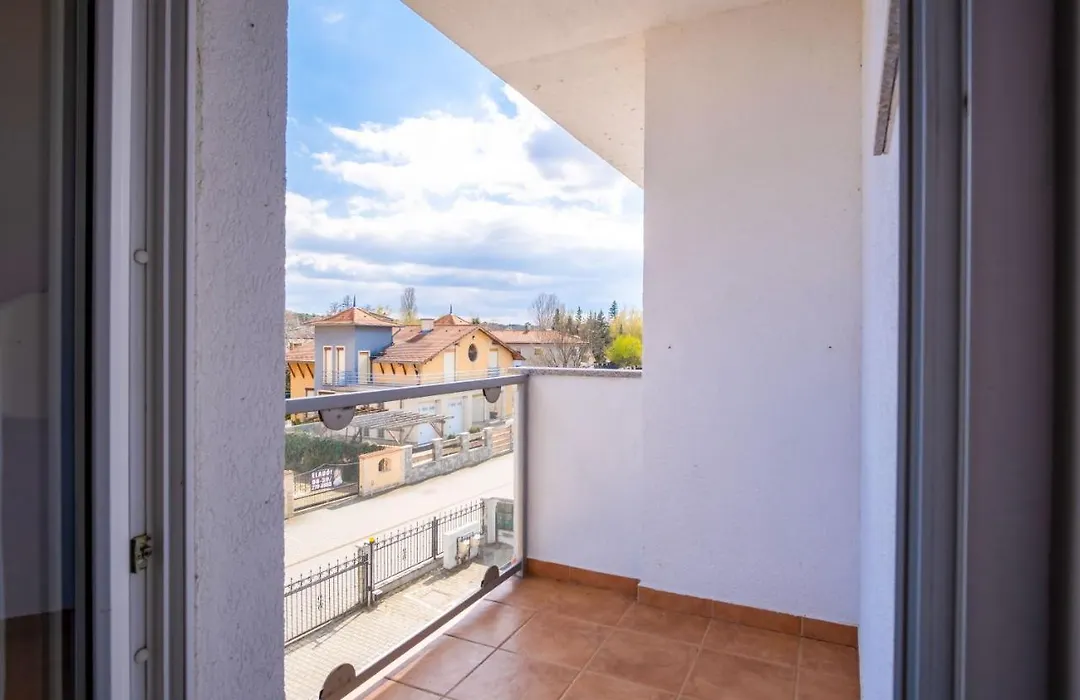 MF Belvedere Apartment-1
