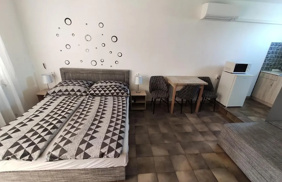 Vasti Apartman-1