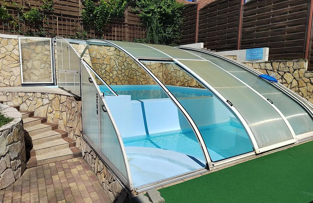 Garda Wellness Apartmanhaz-1