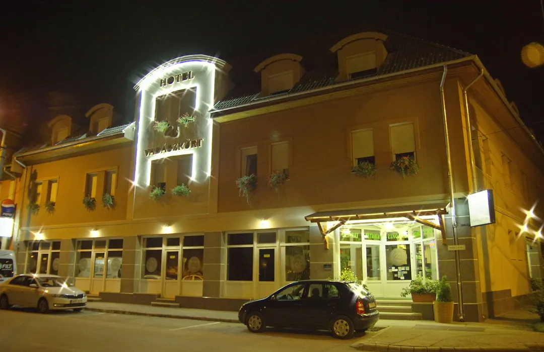 Hotel Vadászkürt Superior-1