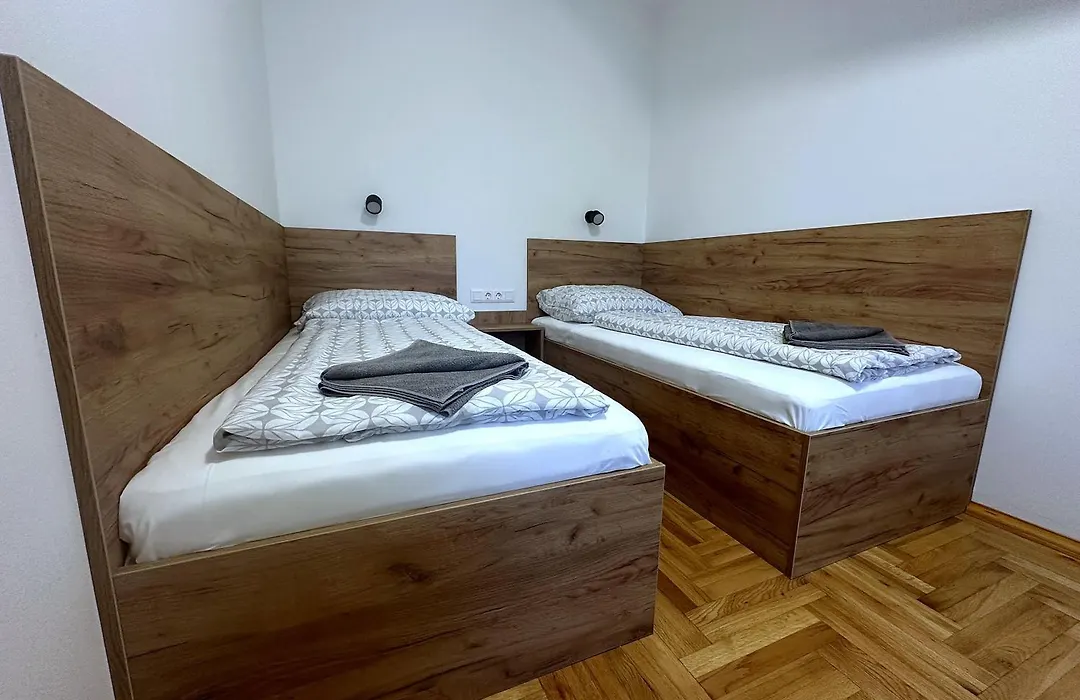 Pater Apartments And Rooms-1