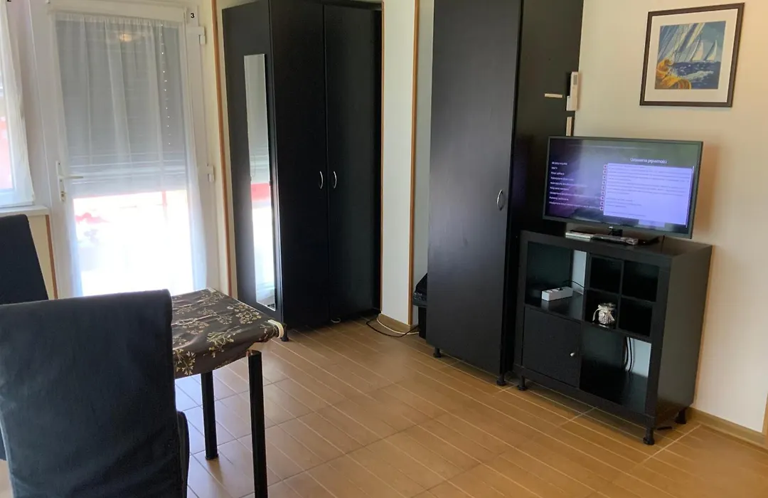 Elso Fecske Apartmanok-1