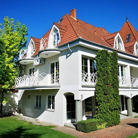 Gyorfi Apartmanhaz Zamardi-3