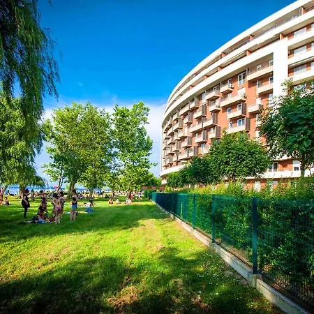 Club 218 Wellness Luxus Apartman-2