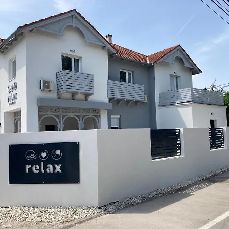 Relax Apartmanhaz-3