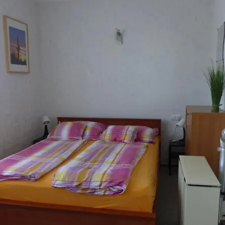 Orwa Apartmanok - Fenyofa Koez-2