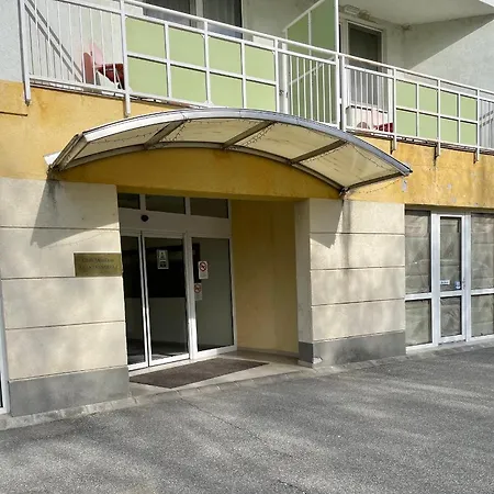 Fiore Apartman****-3