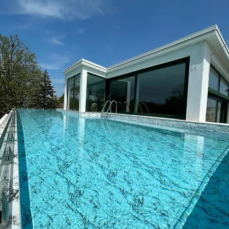 Villa Bauhaus Dream Deluxe-2