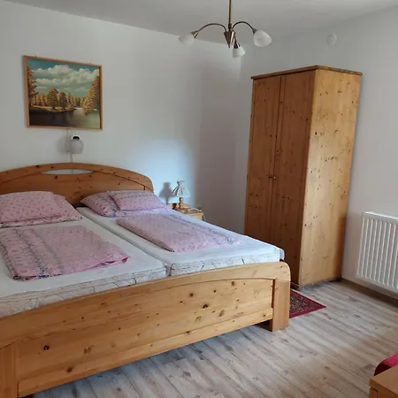 Lonci Apartman-3