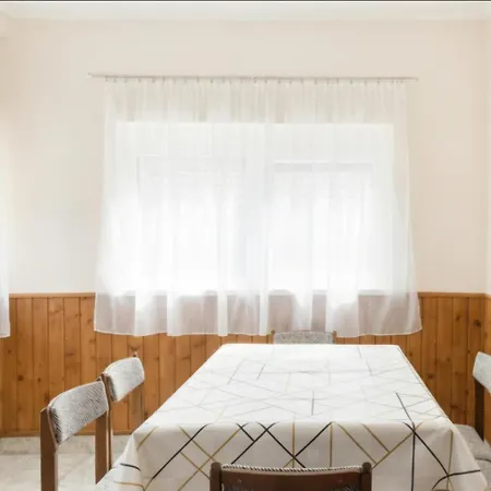 Lavender Apartment-2
