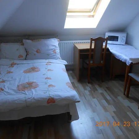 Boglarka Apartmanhaz-3