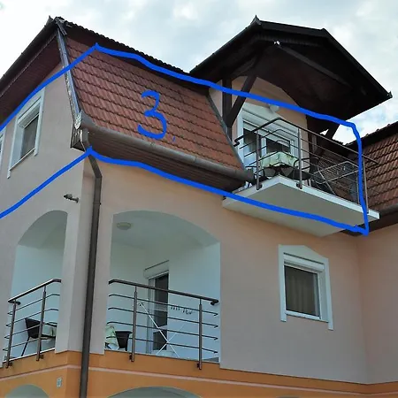 Katalin Apartmanhaz-3