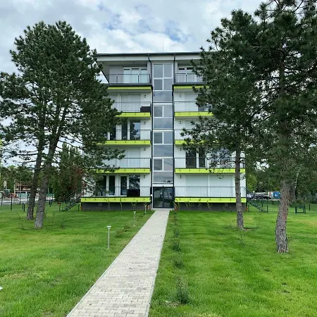 Siofok Ezuestpart Granada Koezvetlen Vizparti Premium Apartman-2