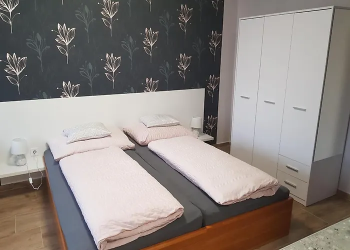 Flamingó Apartmanház Hévíz