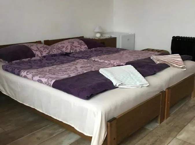 Ilona Panzió Hotel Balatonlelle
