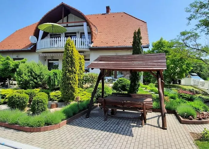 Kati Villa Vonyarcvashegy
