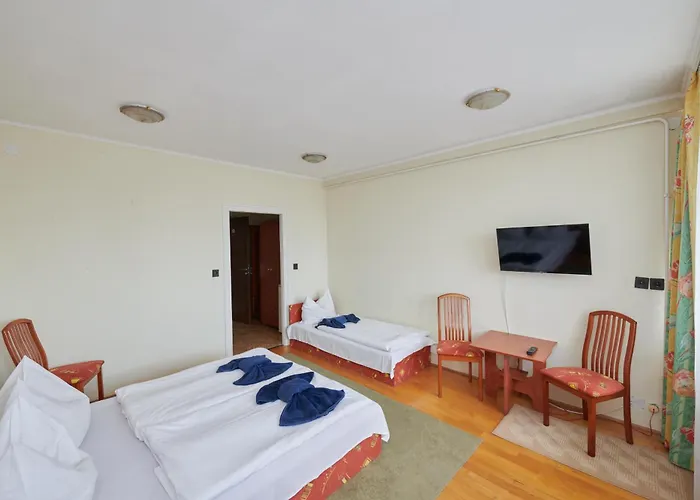 Retro Lido - Vonyarcvashegy Hotel