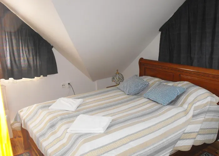 Ezüsthíd Apartman Balatongyörök
