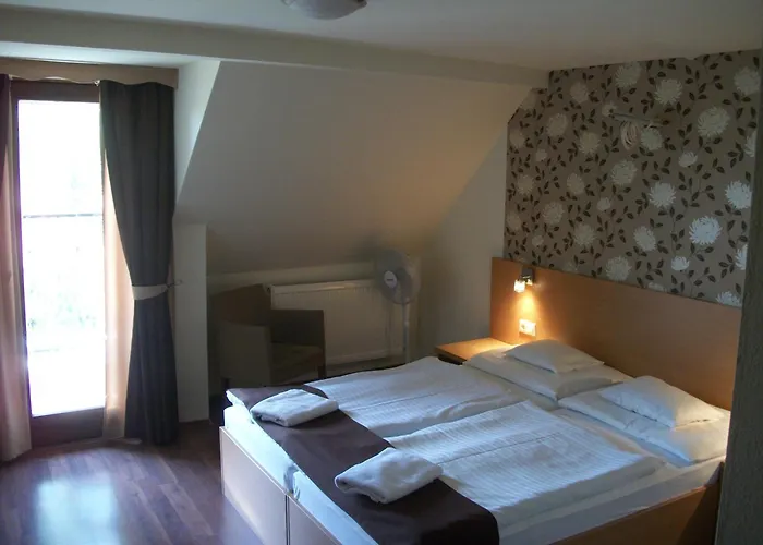Hotel Viktória Balatonalmádi