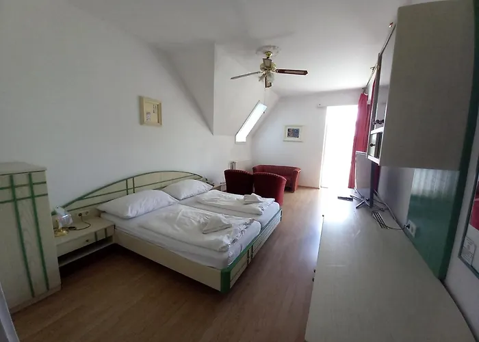 Hotel Familia Zamárdi