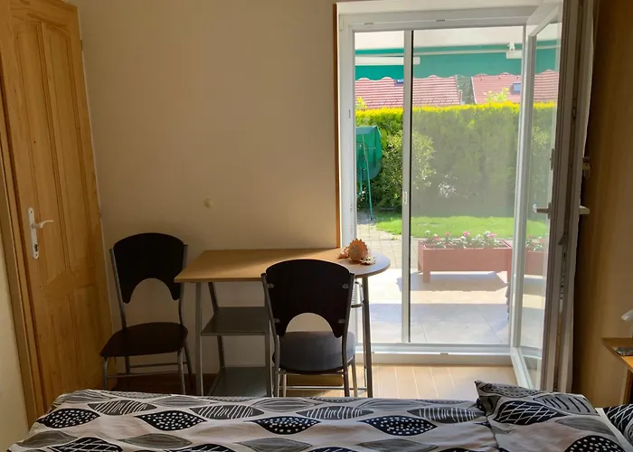Huisdiervriedelijke Elso Fecske Apartmanok Siófok