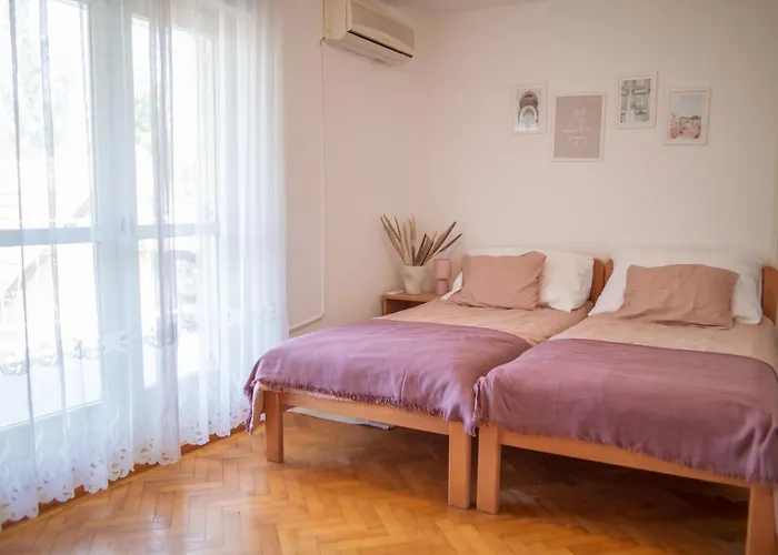 Bella Villa Apartmanház Zamárdi