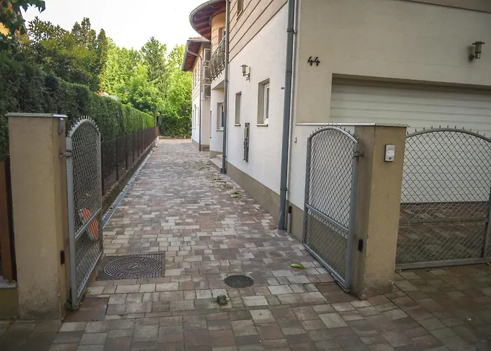 Amore Apartmanhaz Siófok