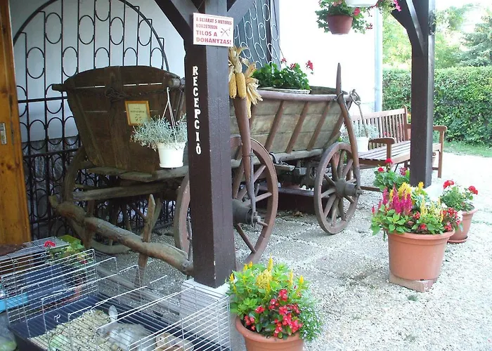 Krisztina Panzió Hotel Balatonalmádi