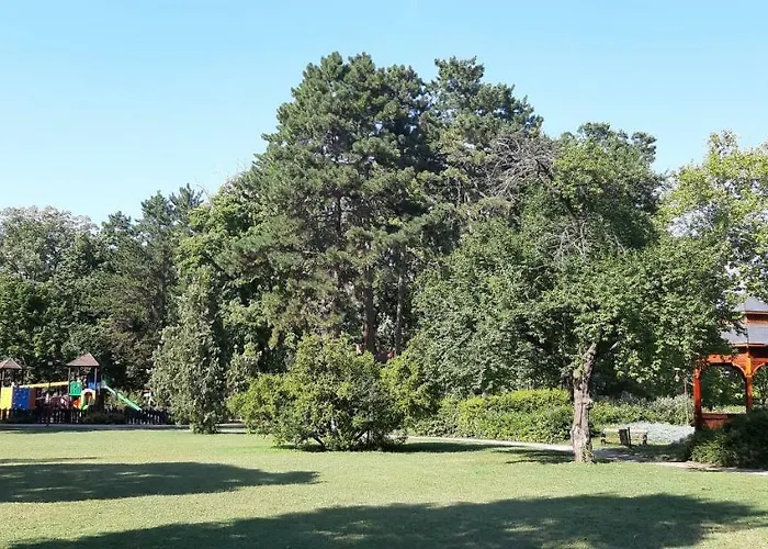 Pet friendly Riviera Wellness Apartman Siofok